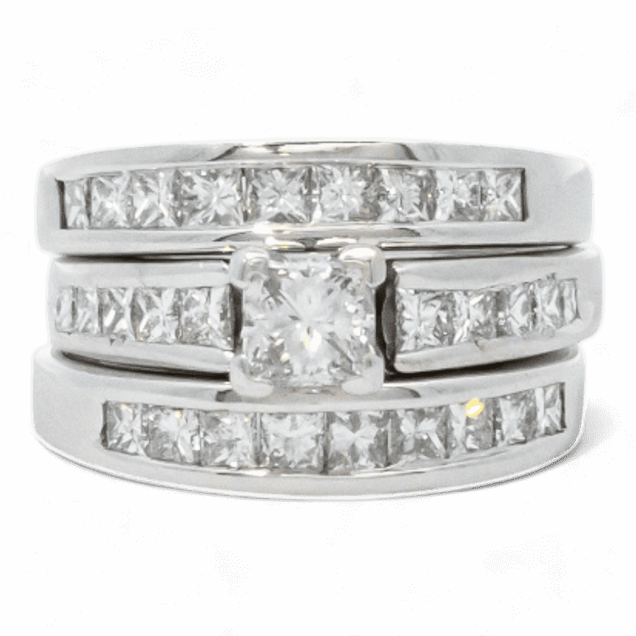  Ring 14k White Gold with 1.93 Carats of Diamonds