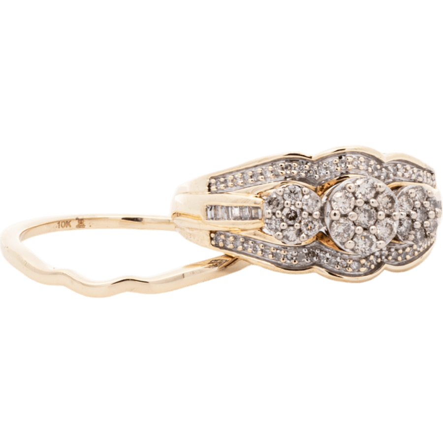 Picture of  Ring 10k Yellow Gold with 0.68 Carats of Diamonds