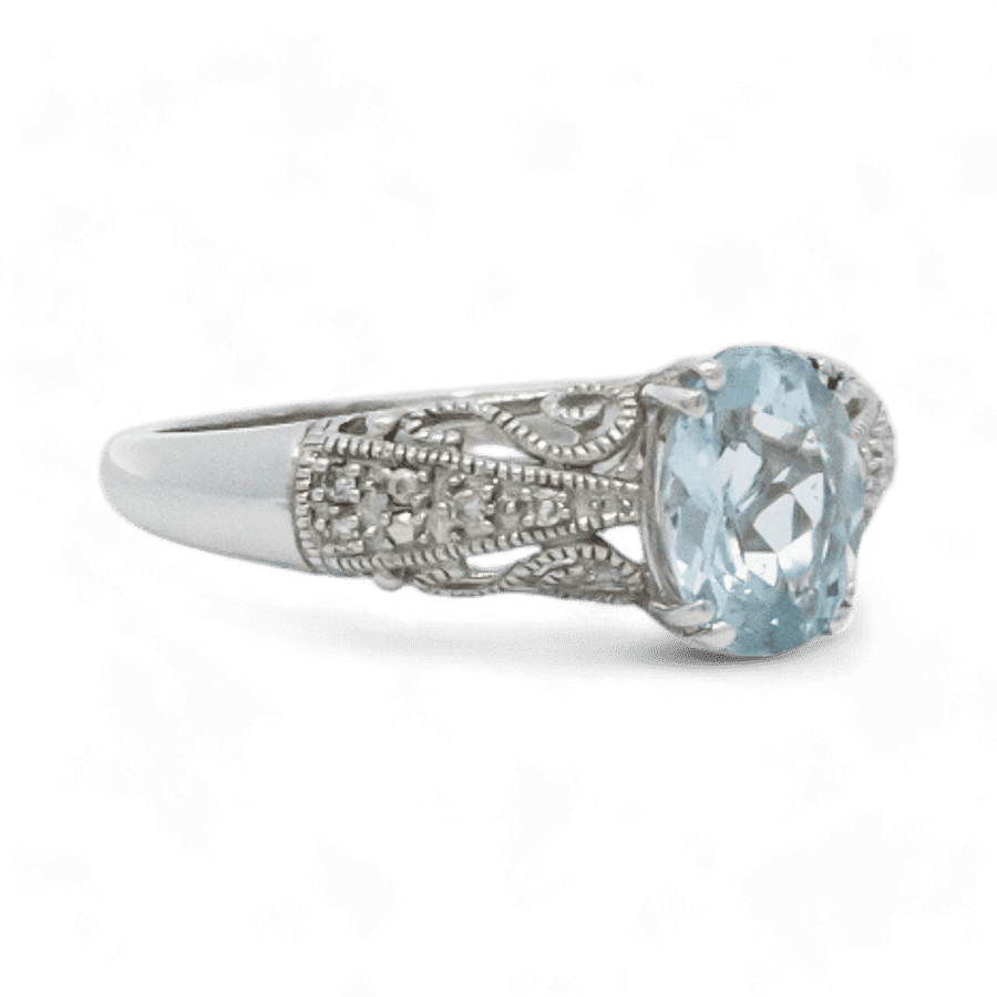 Picture of  Ring 10k White Gold with Total Carats of Diamonds