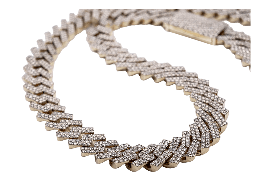  Chain 10k Yellow Gold 900 Diamonds