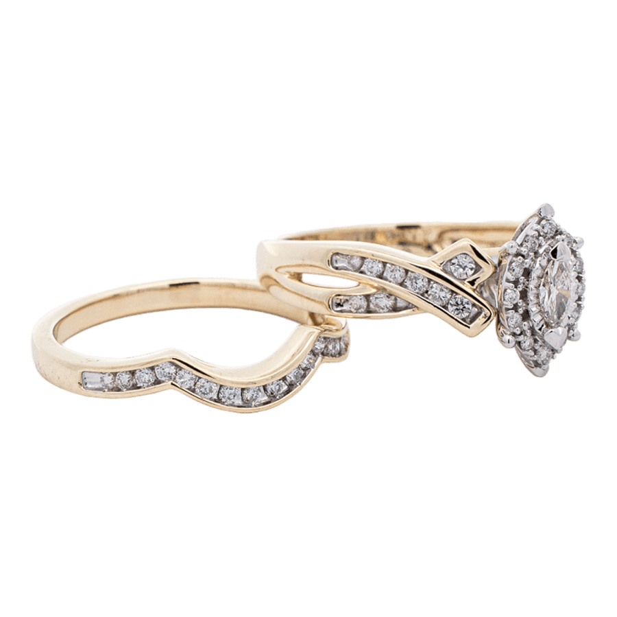 Picture of  Ring 10k Yellow gold 33 Diamonds