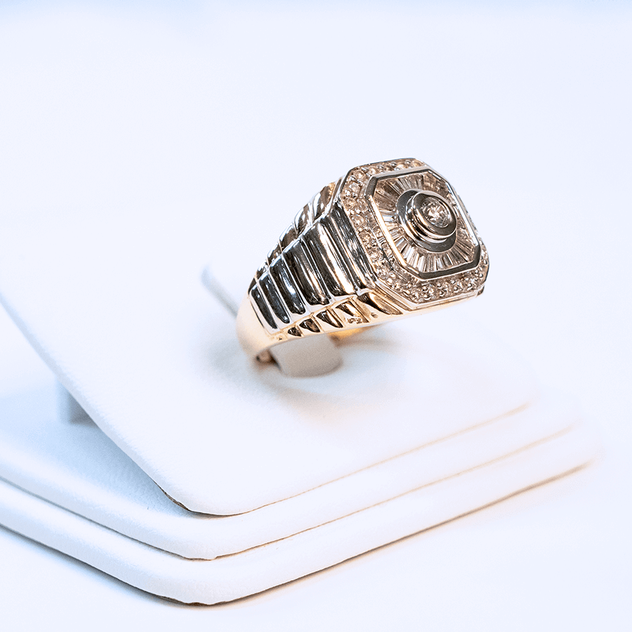 Picture of  Ring 14k Yellow Gold 56 Diamonds