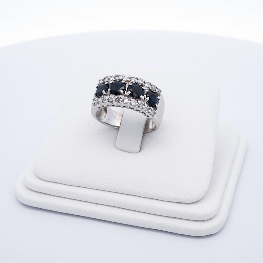 Picture of  Ring 14k White Gold 20 Diamonds Synthetic Sapphire