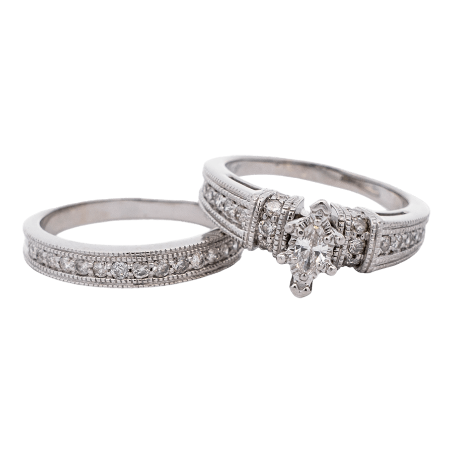  Ring 10k White Gold 37 Diamonds