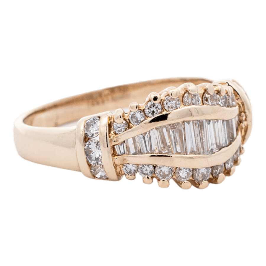 Picture of  Ring 14k Yellow Gold 31 Diamonds