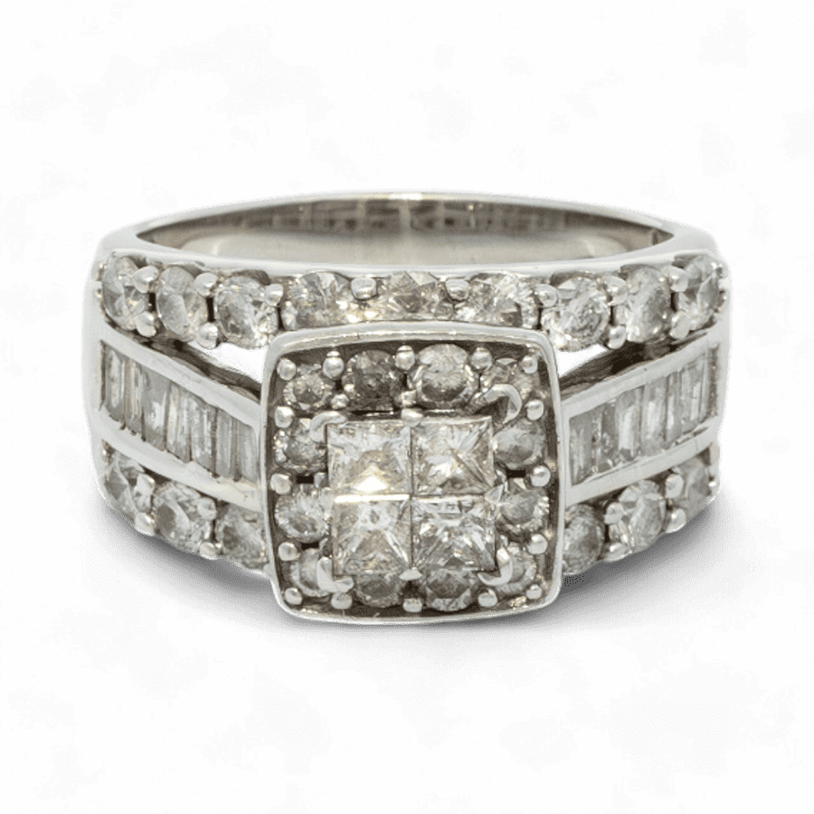  Ring 10k White Gold with 2.38 Carats of Diamonds