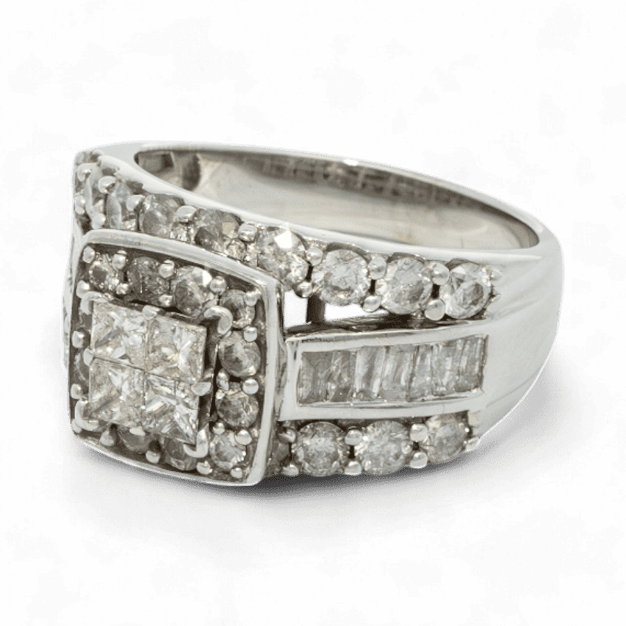 Picture of  Ring 10k White Gold with 2.38 Carats of Diamonds