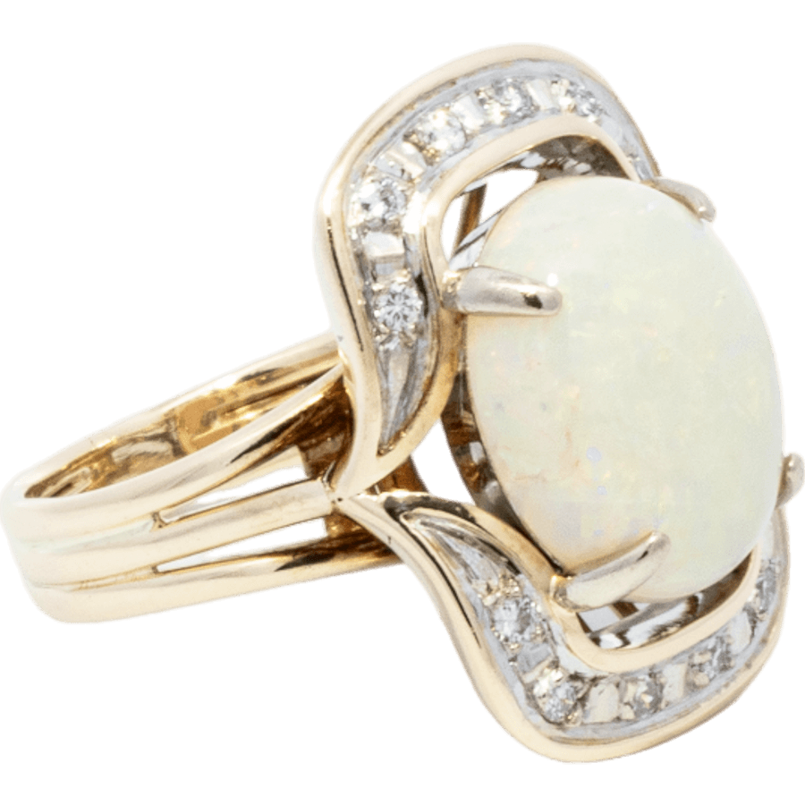 Picture of  Ring 14k Yellow Gold 12 Diamonds