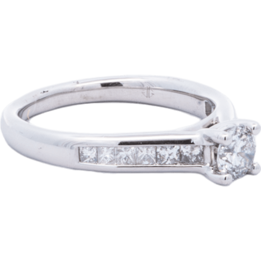 Picture of  Ring 14k White Gold With 0.96 Carats Of Diamonds