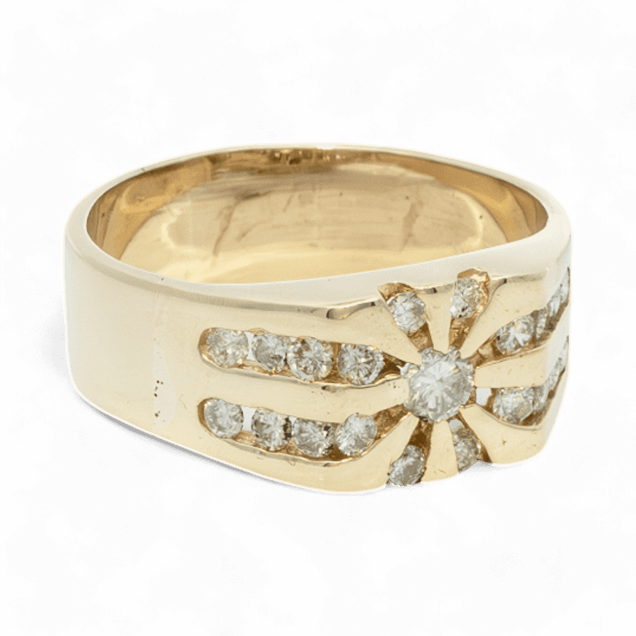 Picture of  Ring 14k Yellow Gold with 0.7 Carats of Diamonds