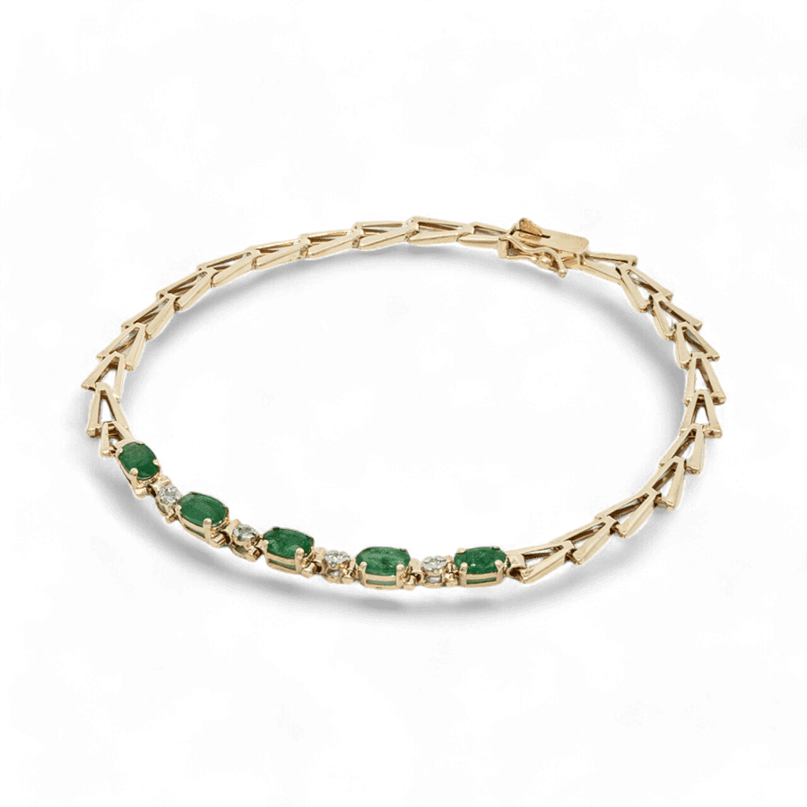 Picture of  Bracelet 10k Yellow Gold with 0.08 Carats of Diamonds