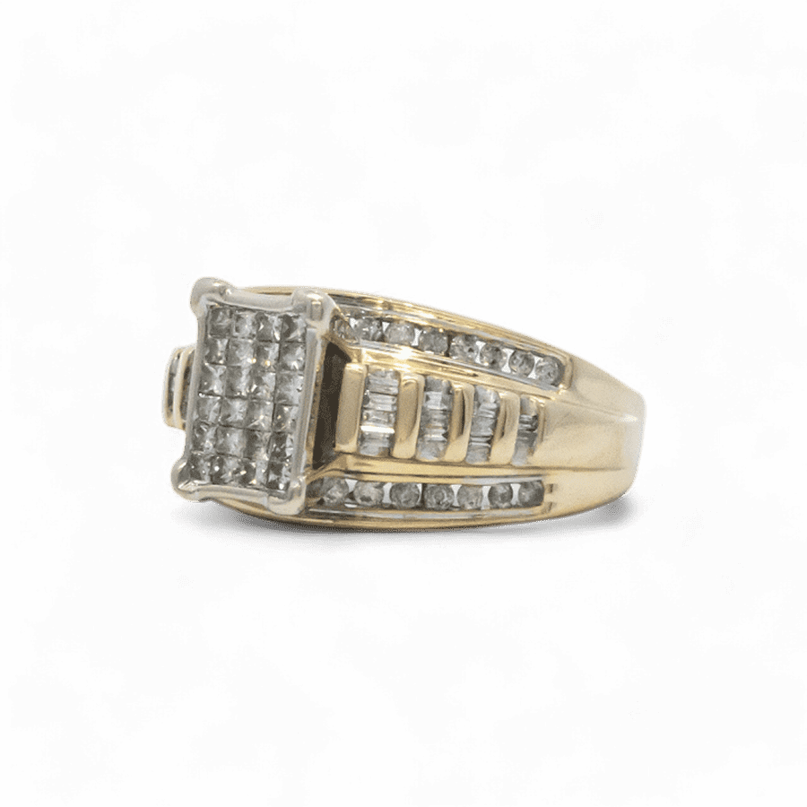 Picture of  Ring 14K Yellow Gold With 1.56 Carats Of Diamonds