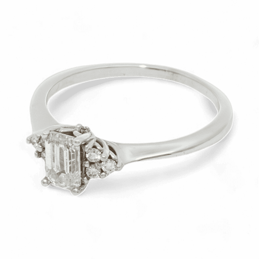 Picture of  Ring 14k White Gold with 0.84 Carats of Diamonds