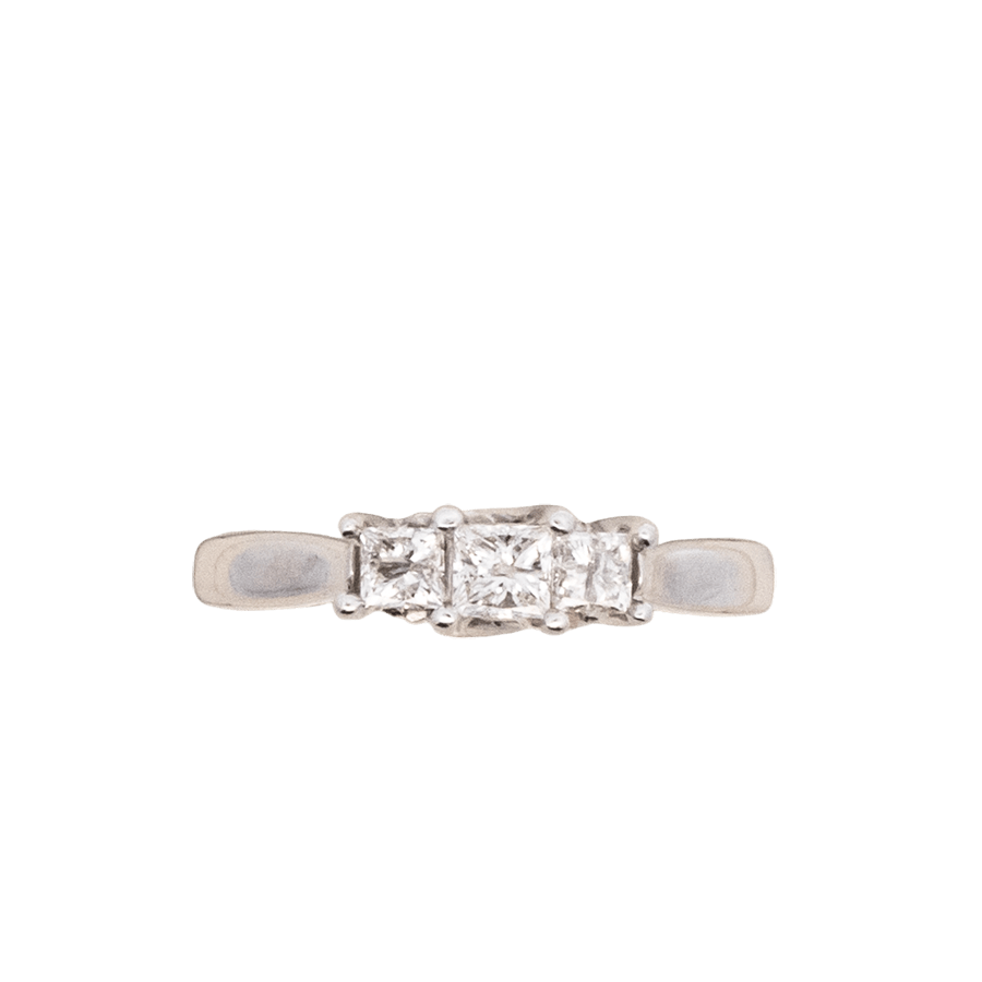  Ring 10k White Gold with 0.49 Total Carats of Diamonds