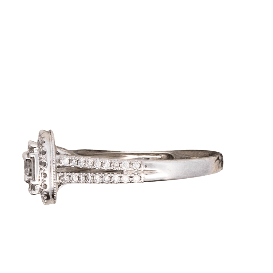 Picture of  Ring 14k White Gold with 0.81 Total Carats of Diamonds