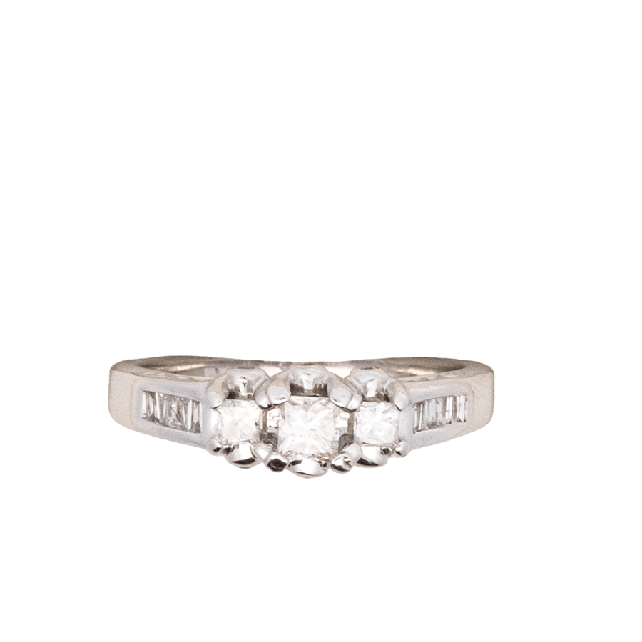  Ring 14k White Gold with 0.47 Total Carats of Diamonds