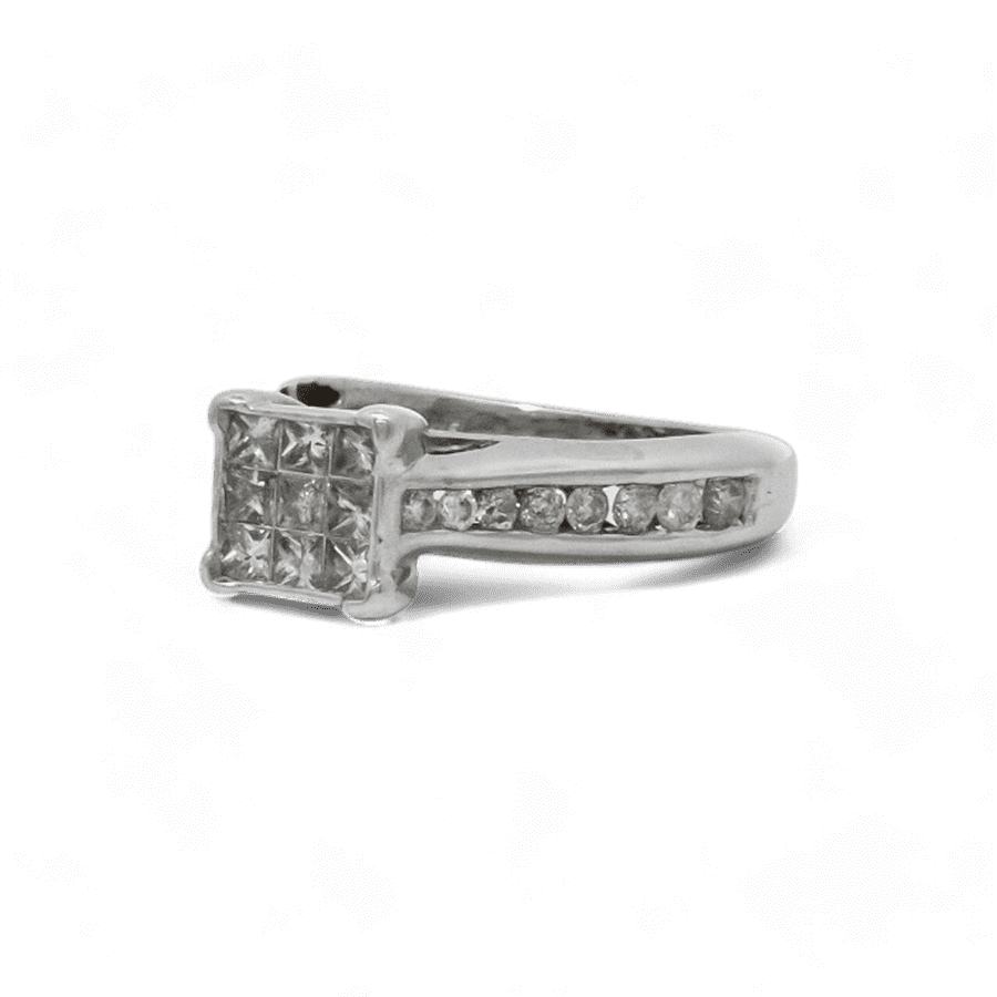 Picture of  Ring 10K White Gold With 1.08 Carats Of Diamonds