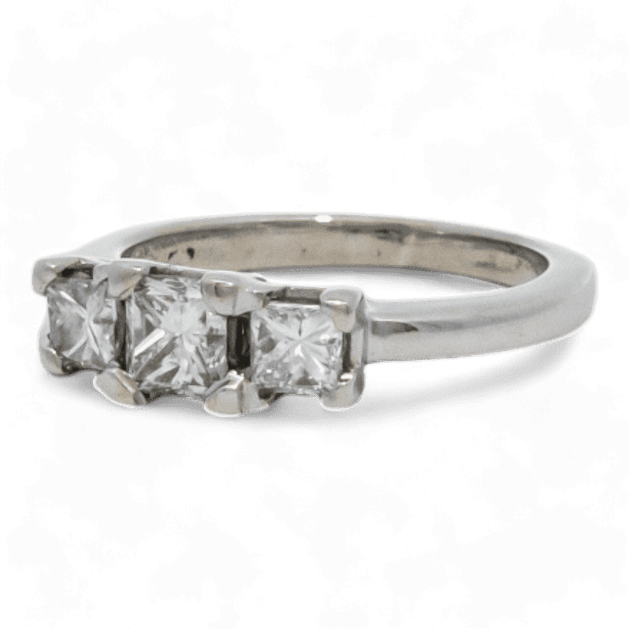 Picture of  Ring 14k White Gold with 0.95 Carats of Diamonds