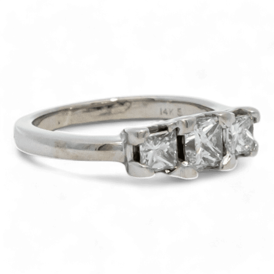 Picture of  Ring 14k White Gold with 0.95 Carats of Diamonds