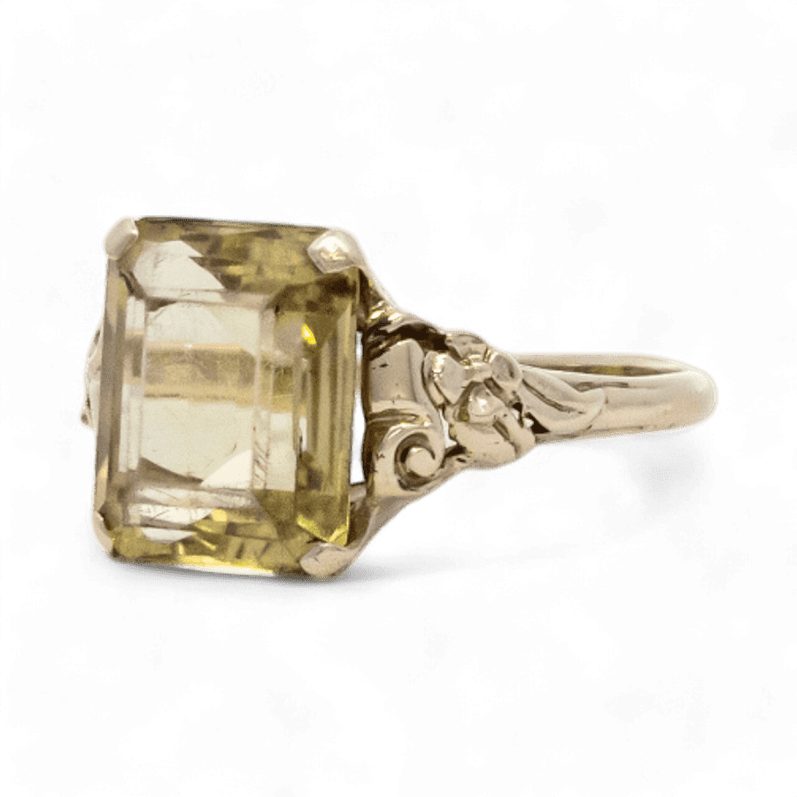 Picture of  Ring 10k Yellow Gold with Total Carats of Diamonds