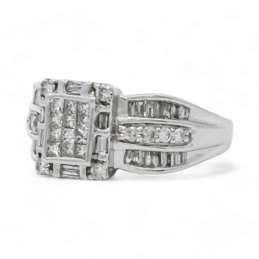 Picture of  Ring 10k White Gold with 0.98 Total Carats of Diamonds