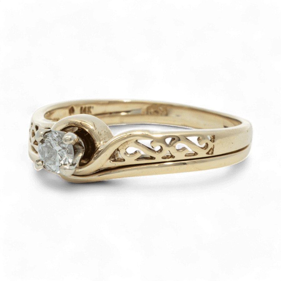 Picture of  Ring 14k Yellow Gold with 0.19 Carats of Diamonds